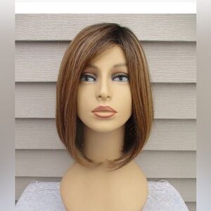 Wigs for Every Woman Lacefront bob style wig Chic mix Brown/Blonde/auburn size A